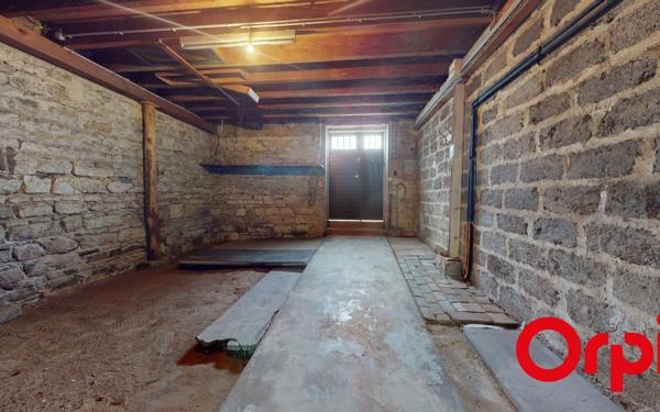 Maison à vendre    5 pièces • 168,71 m2 Jassans-Riottier
