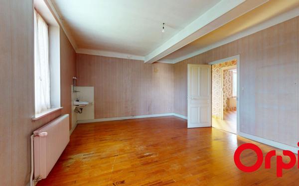 Maison à vendre    5 pièces • 168,71 m2 Jassans-Riottier