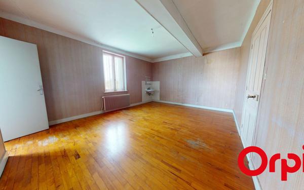 Maison à vendre    5 pièces • 168,71 m2 Jassans-Riottier