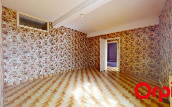 Maison à vendre    5 pièces • 168,71 m2 Jassans-Riottier