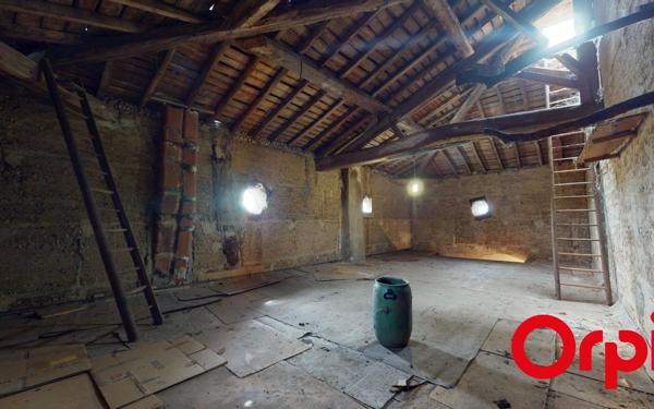 Maison à vendre    5 pièces • 168,71 m2 Jassans-Riottier