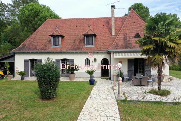 Appartement à vendre 9 pièces de 210 m²