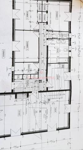 Appartement à vendre 9 pièces de 210 m²