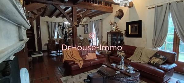 Appartement à vendre 9 pièces de 210 m²