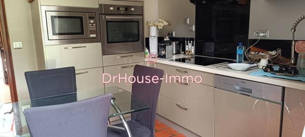 Appartement à vendre 9 pièces de 210 m²
