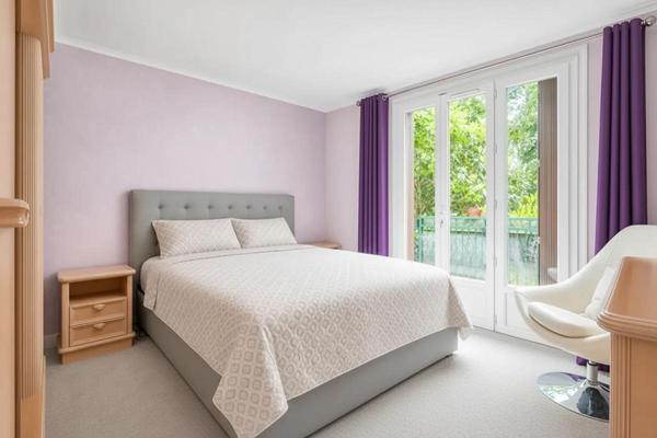 Maison familiale a Drancy 15 pièces