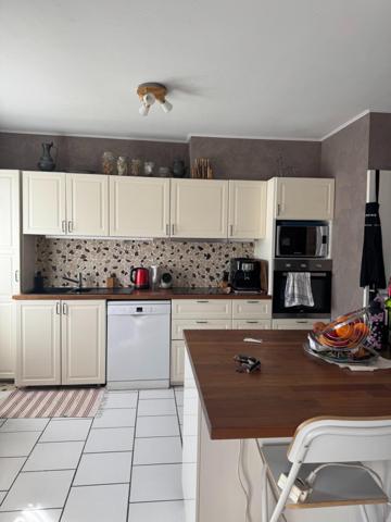 Maison à NEMOURS, 77140 - 5 pièces 94m²