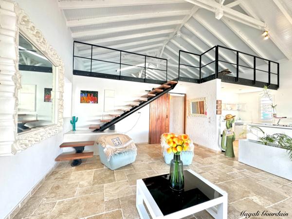 A VENDRE : MAGNIFIQUE VILLA RECENTE (2019) AVEC PISCINE & DEPENDANCE - SAINT FRANCOIS