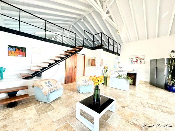 A VENDRE : MAGNIFIQUE VILLA RECENTE (2019) AVEC PISCINE & DEPENDANCE - SAINT FRANCOIS