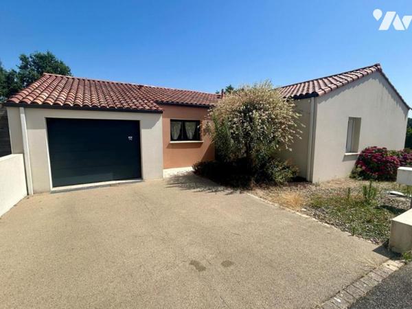 Maison de plain-pied avec 3 chambres + bureau