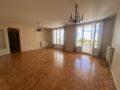 COEUR GRATTE CIEL: T3 DERNIER ETAGE/BALCON/PARKING INCLUS