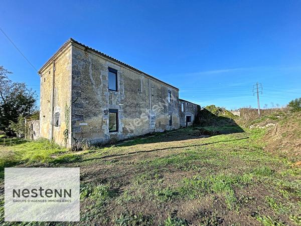 Ensemble immobilier : Maison à ROCHEFORT de 10 pièces et d'une surface de 600 m²