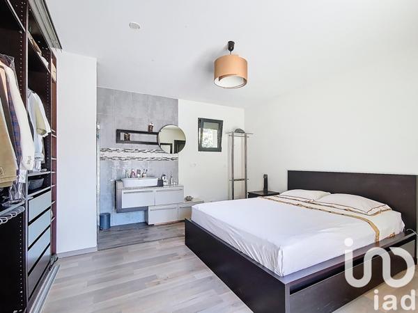 Maison à vendre 5 pièces 135 m² Monnetier-Mornex