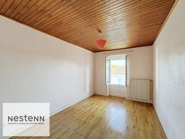 Maison Piscine et dépendances Breuillet 7 pièce(s) 165 m2