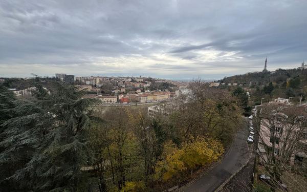 Appartement à vendre    2 pièces • 60,72 m2 Lyon 9