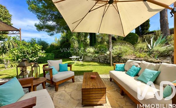 Maison à vendre 7 pièces 177 m² Le Castellet