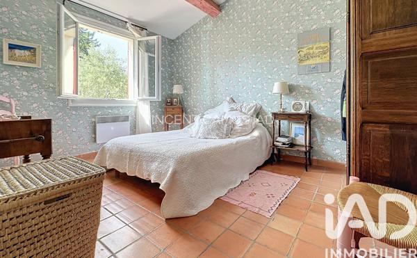 Maison à vendre 7 pièces 177 m² Le Castellet