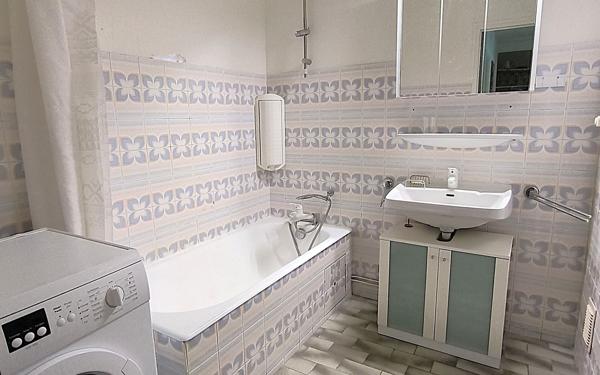 Appartement à vendre    3 pièces • 86,39 m2 Ferney-Voltaire