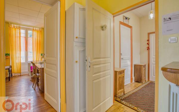 Maison à vendre    11 pièces •  Saint-Sauveur-de-Montagut