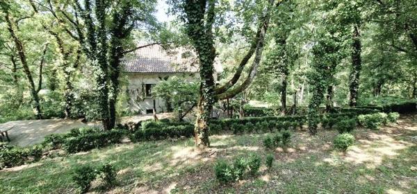 Maison à vendre |  Lamagdelaine |  8 pièces | 180 m²