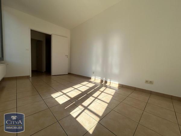 Appartement à louer 2 pièces 63.51m²