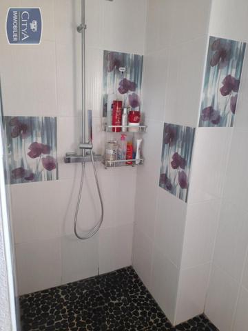 Appartement à louer 4 pièces 103.68m²