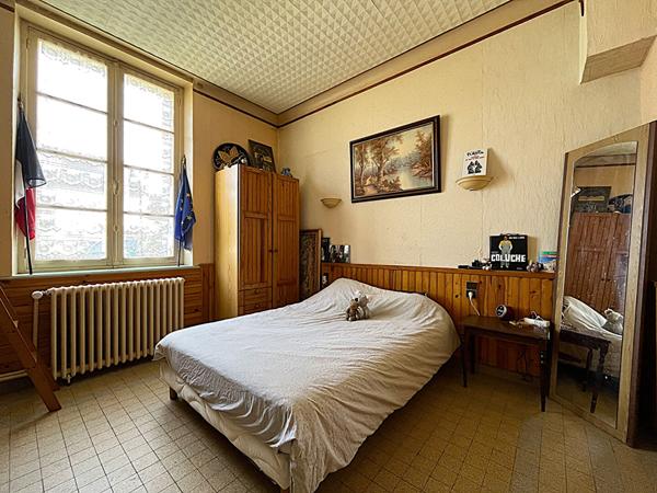 Ancienne grange à VILLEBAROU