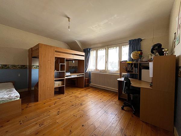 Ancienne grange à VILLEBAROU