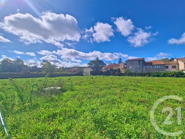 Terrain à vendre  872 m2 ST QUIRC - 09