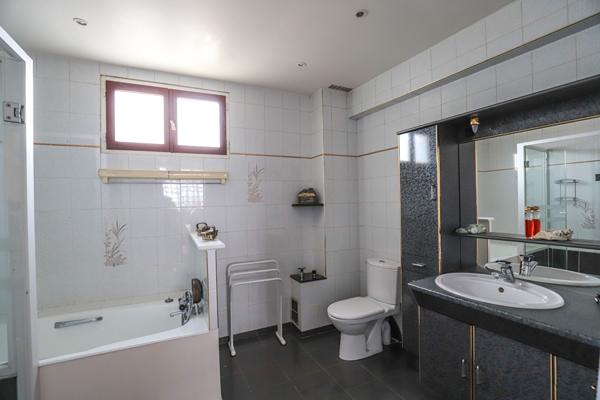 Maison 8 pièces 211 m2
