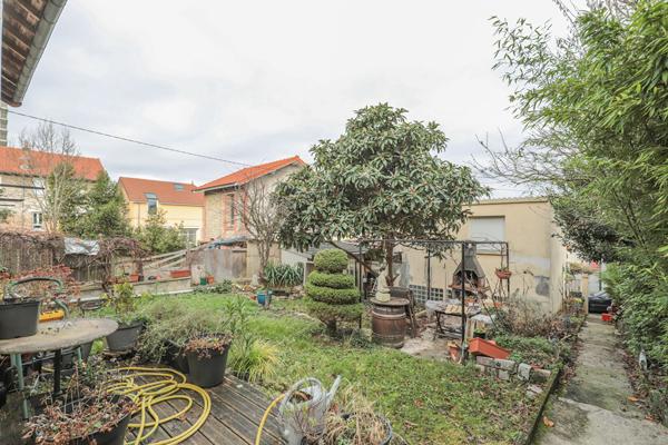 Maison 8 pièces 211 m2