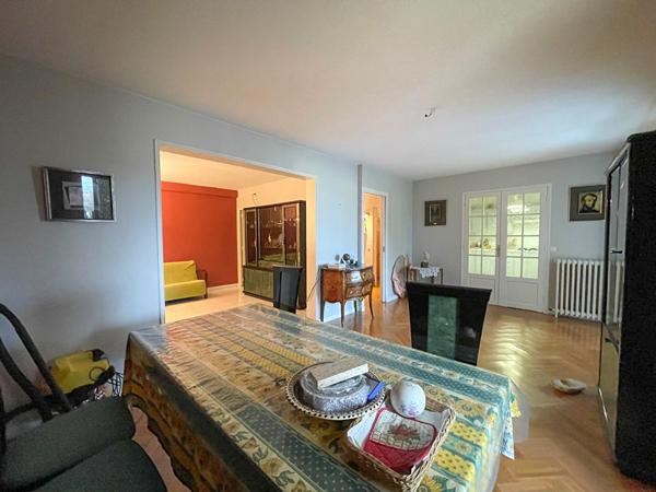 Maison 8 pièces 211 m2