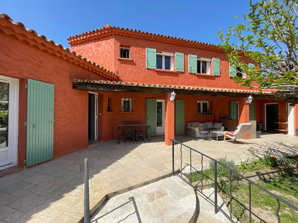 Maison Saint Cannat 7 pièces 200 m2 divisé en deux logements !