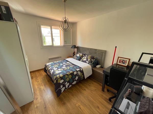 Maison Saint Cannat 7 pièces 200 m2 divisé en deux logements !