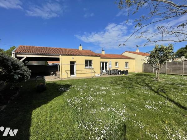 A VENDRE - REZE - Océane - Maison de plain-pied d'env 84.48m² avec garage sur 700m² de terrain.