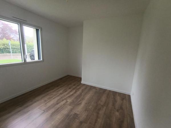 Maison  5 pièce(s) 99.9 m2