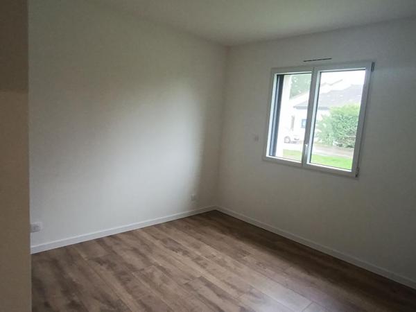 Maison  5 pièce(s) 99.9 m2