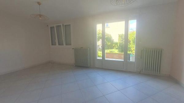 Maison Chenove 71 m²