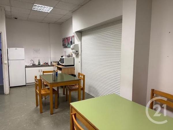 à vendre  800 m2 LES MUREAUX - 78