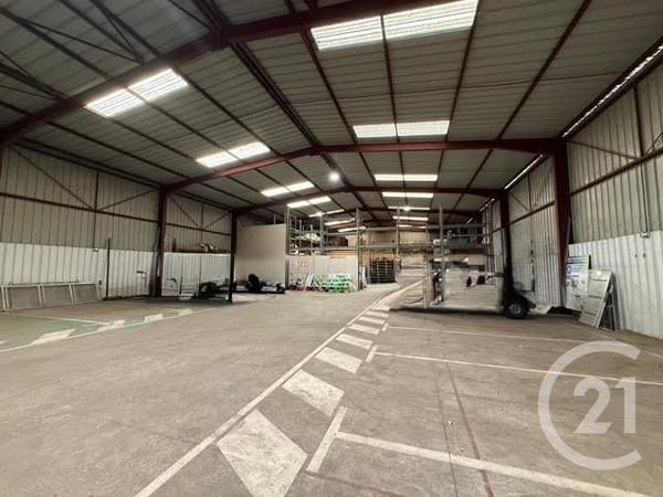 à vendre  800 m2 LES MUREAUX - 78