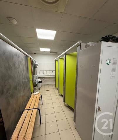 à vendre  800 m2 LES MUREAUX - 78