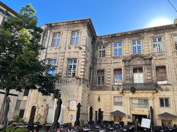 MURS COMMERCIAUX LOUÉS – INVESTISSEMENT DE QUALITÉ