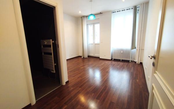 Appartement à vendre    5 pièces • 157,10 m2 Strasbourg