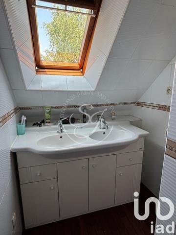 Maison 7 pièces de 130 m² à Villabé (91100)