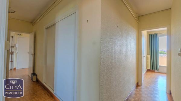 Appartement à vendre 4 pièces 98m² Montauban (82000)