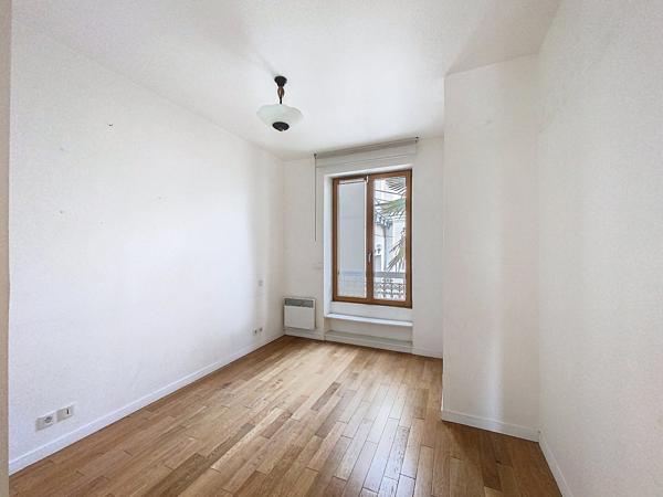 Appartement à SAINT-MAUR-DES-FOSSÉS (94210)