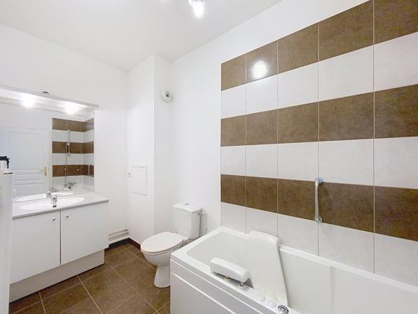 Appartement à SAINT-MAUR-DES-FOSSÉS (94210)