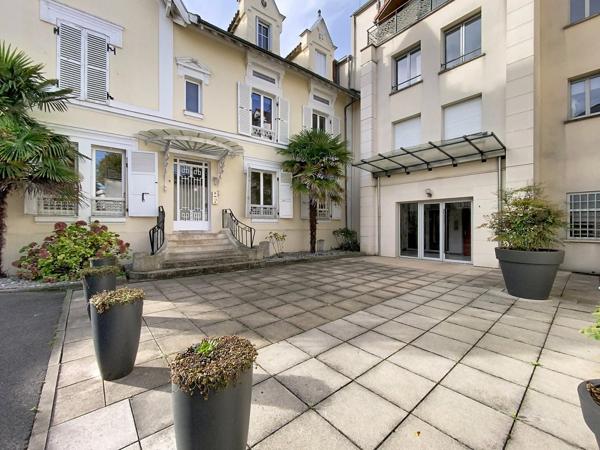 Appartement à SAINT-MAUR-DES-FOSSÉS (94210)