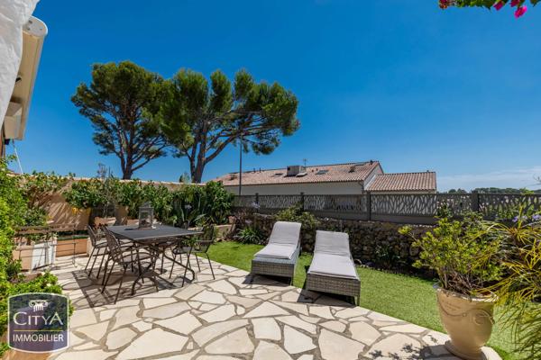 Maison à vendre 5 pièces 102.55m² Sanary-sur-Mer (83110)