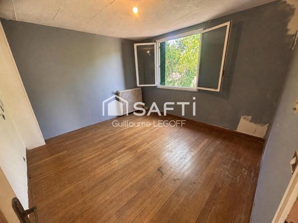 Maison avec travaux et grand jardin arboré